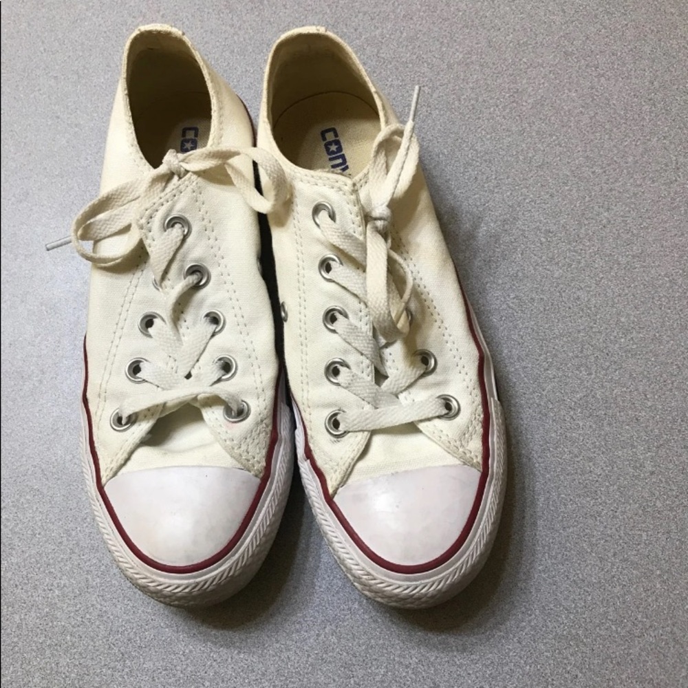 Converse - Picture 2 of 2